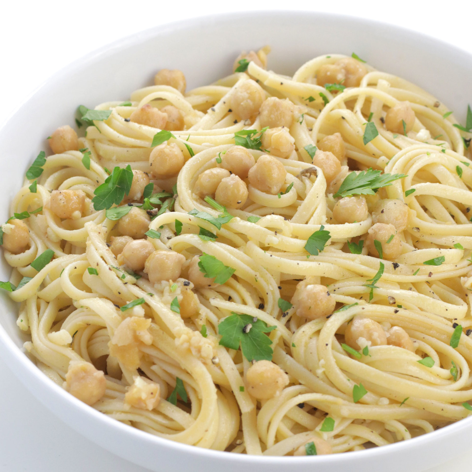 garlic-butter-chickpea-pasta-easy-vegan-meal-plan