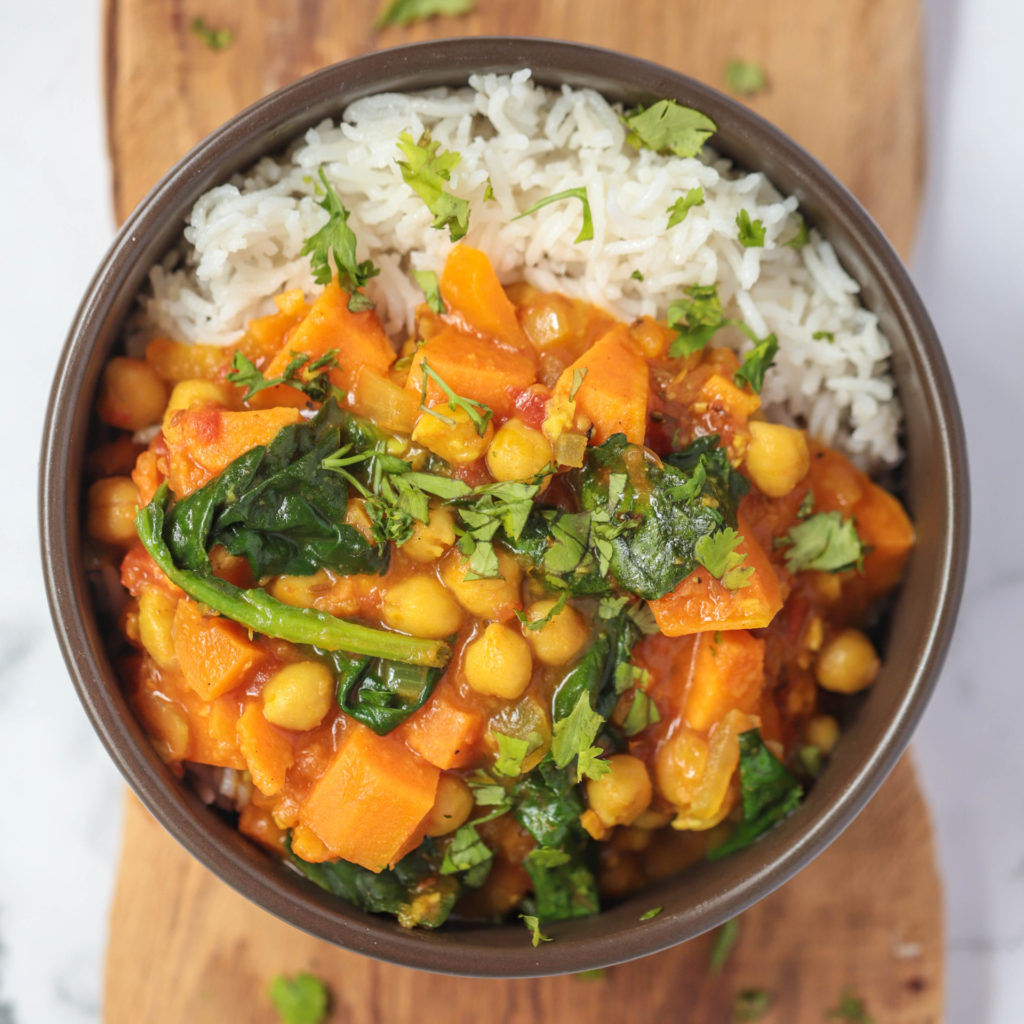 Sweet Potato, Chickpea, Spinach and Coconut Curry - Easy Vegan Meal Plan